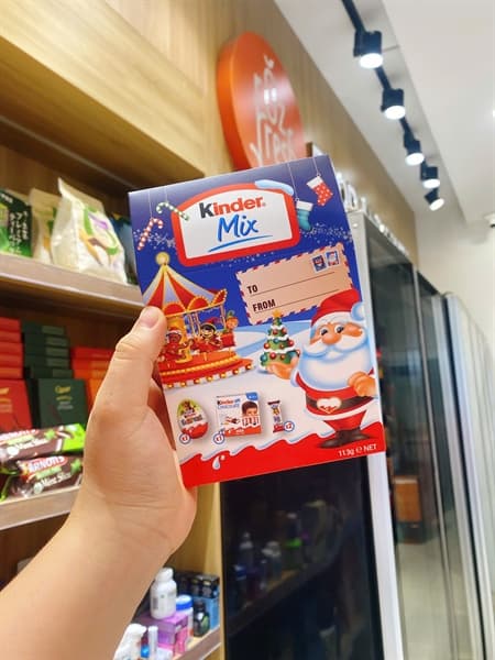 Socola Kinder Hộp Quà Mix - Image 1