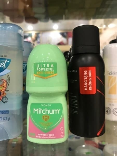 Lăn Khử Mùi Mitchum Triple Odor Defense Hồng 50ml - Image 1