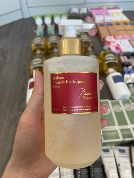 Sữa Tắm Maison baccarat 540 350ml