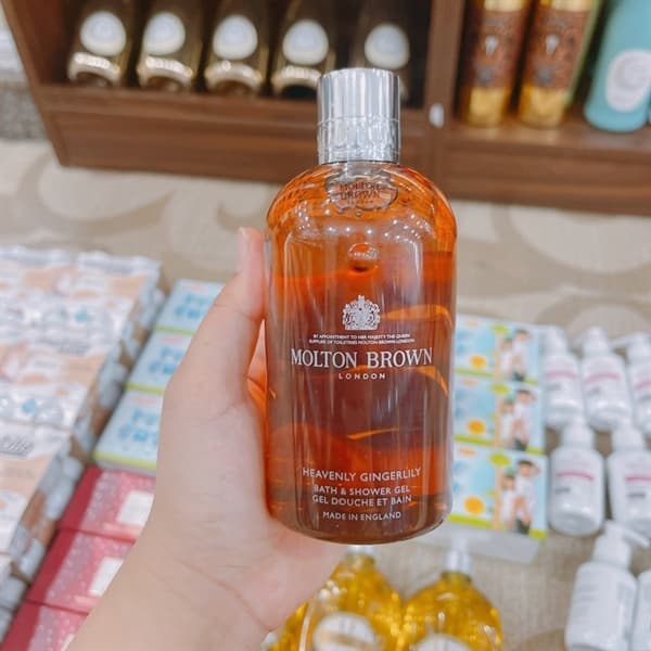 Sữa Tắm Molton Brown Heavenly Gingerlily 300ML - Image 1