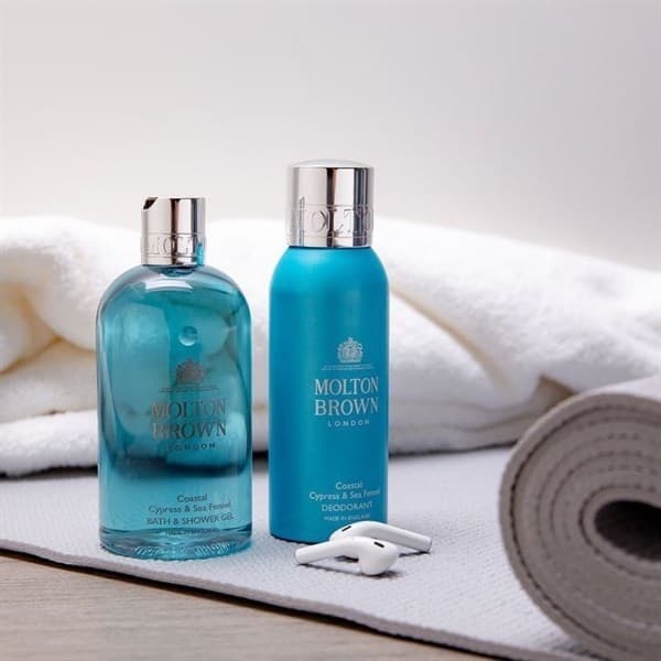 Sữa Tắm Bath & Shower Gel Molton Brown Coastal Cypress & Sea Fennel 300 ML