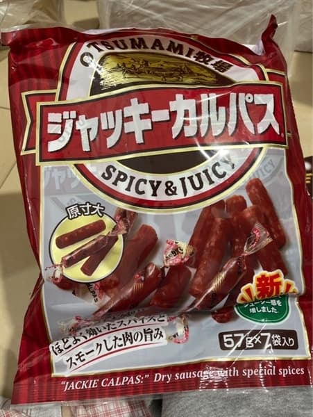 Xúc Xích Spicy & Juicy Otsumami Nhật Bản - 7 gói - Image 1
