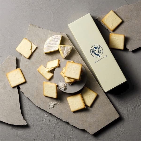 Bánh Factory Tokyo Milk Cheese Cookie Salt & Camembert Hộp 9c - Image 1