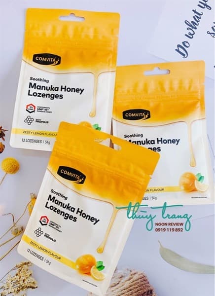 KẸO NGẬM COMVITA SOOTHING MANUKA HONEY LOZENGES ZESTY LEMON FLAVOUR 12 VIÊN - Image 1