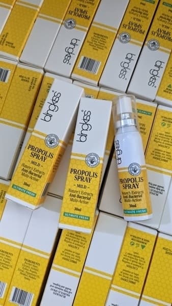 XỊT HỌNG KEO ONG PROPOLIS & MANUKA - Image 1