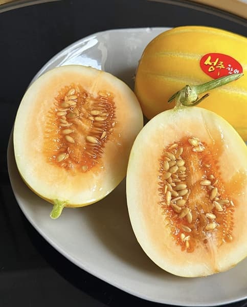 Dưa Lê Vàng Hàn Quốc thumbnail 2