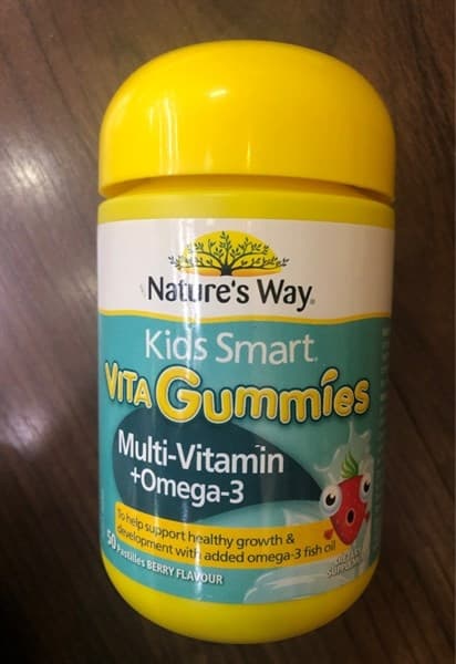 KẸO GUMMIES NATURE’S WAY ÚC MULTI-VITAMIN+OMEGA 3 60 VIÊN - Image 1