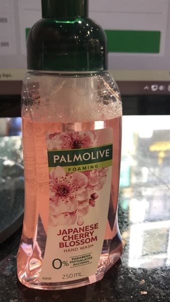 Nước Rửa Tay Palmolive Japanese Cherry Blosom Hand Wash Hồng 250ml ( Chai ) - Image 1