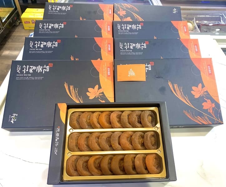 Hồng Sấy San Cheong Hàn Quốc Hộp 24 Quả - Image 1