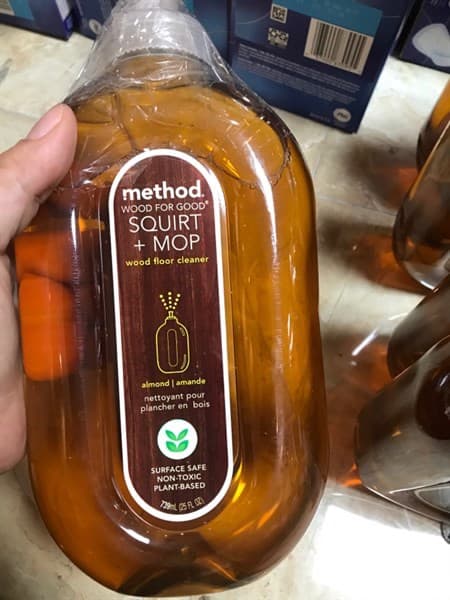 LAU SÀN GỖ METHOD WOOD FOR GOOD SQUIRT + MOP ALMOND / AMANDE 739ML - Image 1