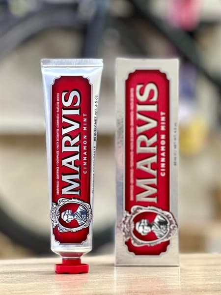 Kem Đánh Răng Marvis Cinnamon Mint Đỏ 85ml ( Tuýp )