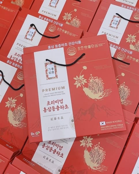 HỒNG SÂM ĐÔNG TRÙNG HẠ THẢO HỘP ĐỎ - Image 1