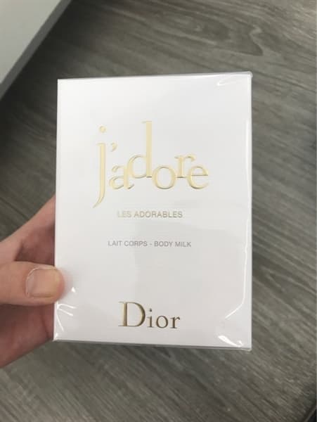 Lotion Dior Jadore 200ml - Image 1