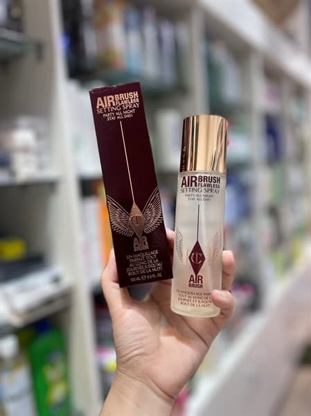 Xịt Fix Charlotte Tilbury Air Brush Flawless 100ml